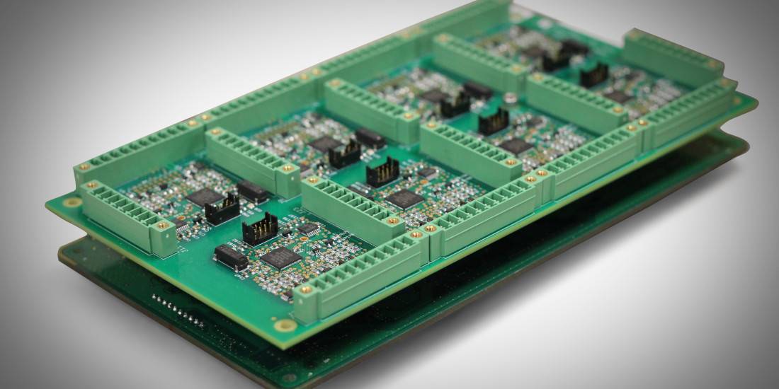 Sensor interface circuit board with rows of connectors